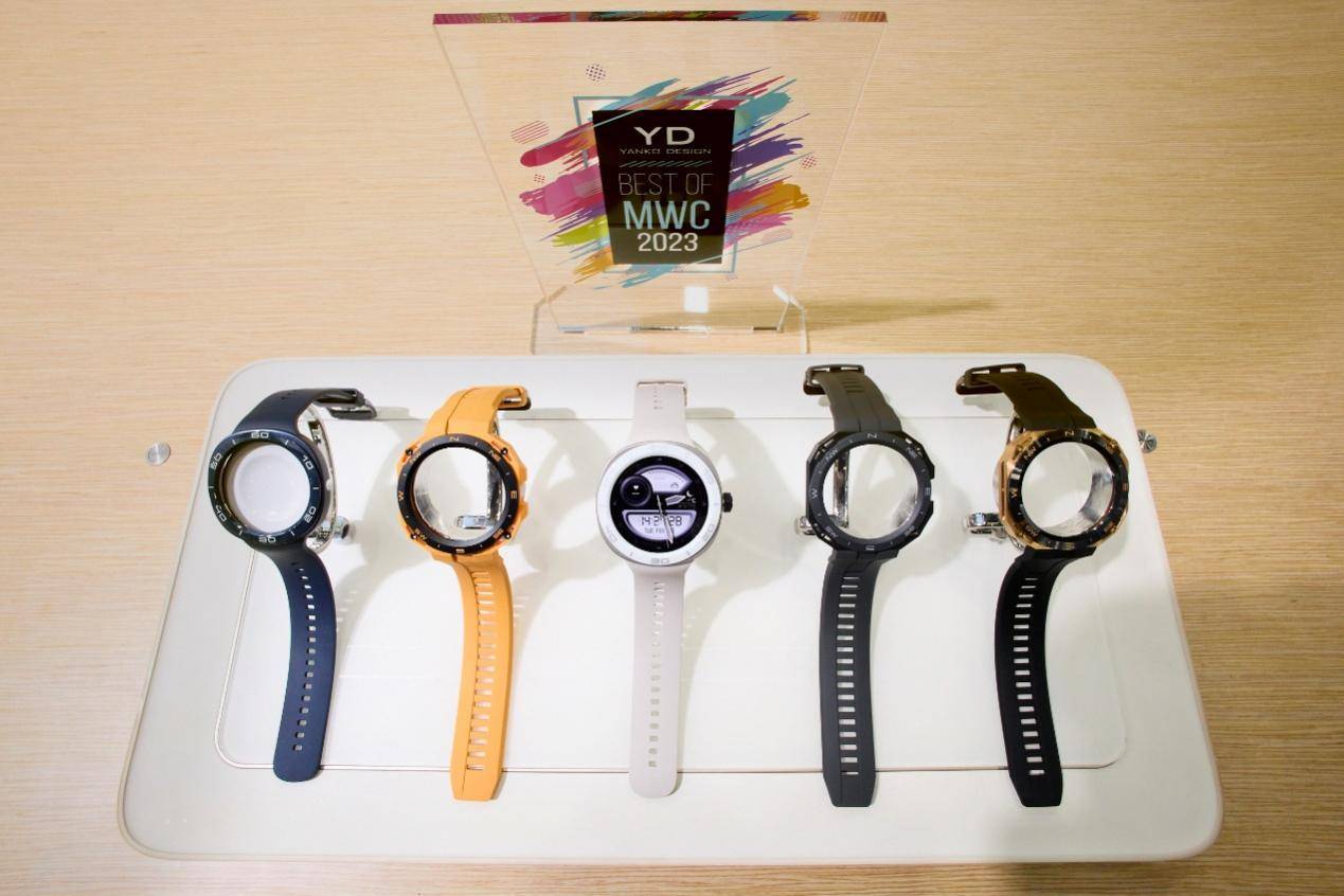 PG电子(中国)官方网站抢在苹果之前推出年轻化潮流手表HUAWEI WATCH(图1)