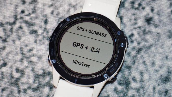 PG电子(中国)官方网站实力诠释“户外”王者！Garmin Fenix 6 冰蓝(图10)